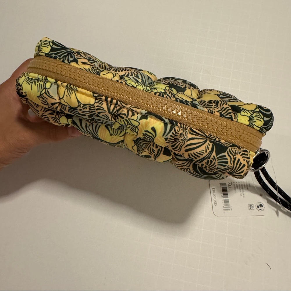 FP Movement by Free People Quilted Mini Pouch NWT - Picture 6 of 11